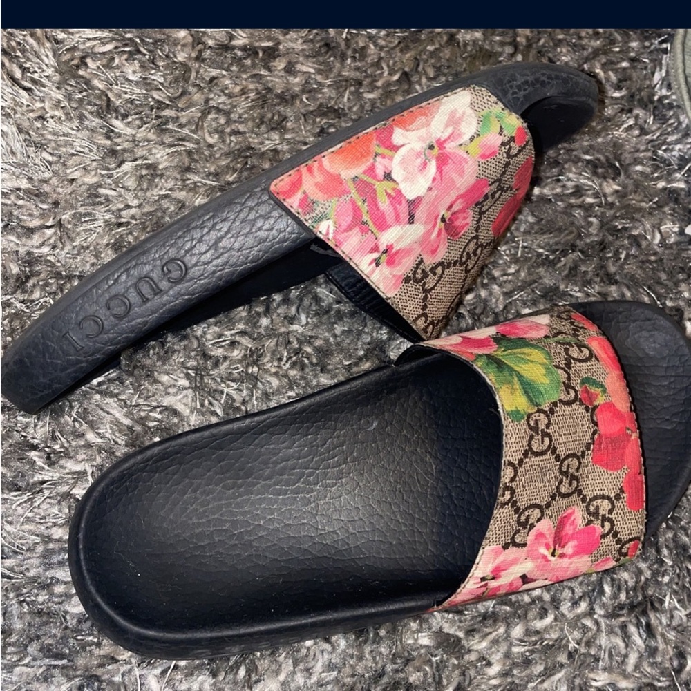 Gucci floral slides with dust bag and box - Picture 2 of 2
